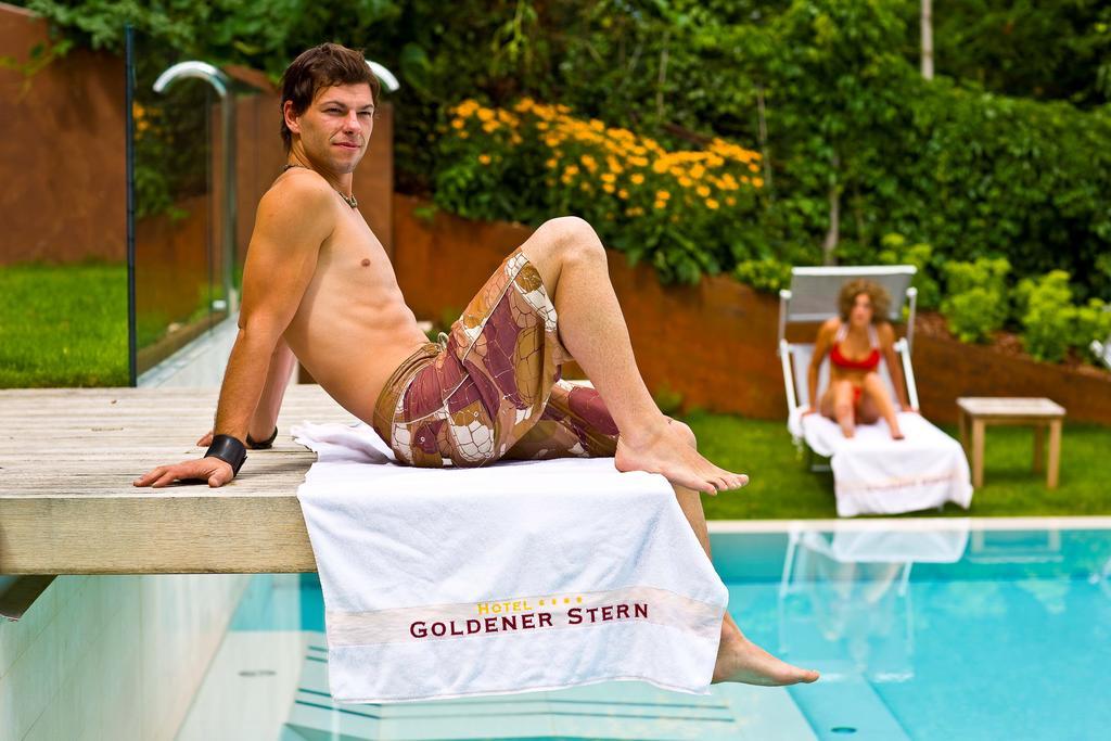 Hotel Goldener Stern Caldaro Esterno foto